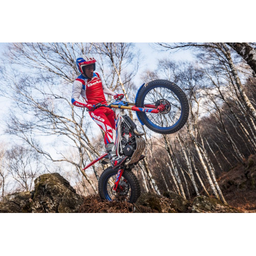 SINCRO FACTORY 2T 125 2026