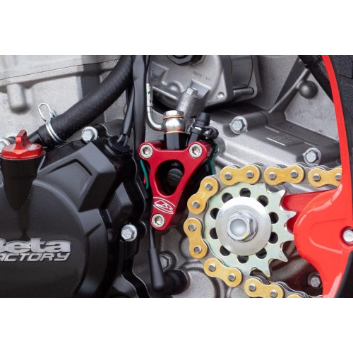 CLUTCH CYLINDER GUARD RR